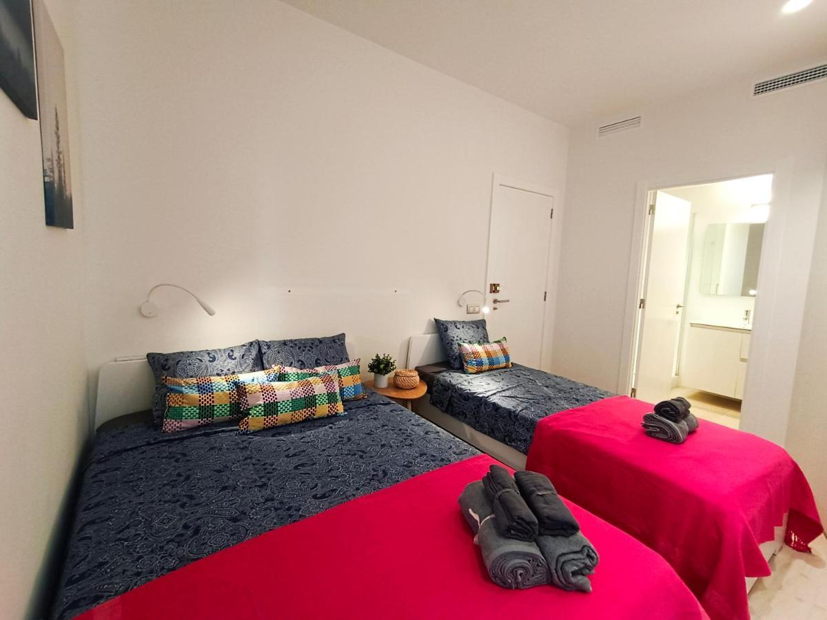 By Plaza Universidad Rooms Barcelone Extérieur photo